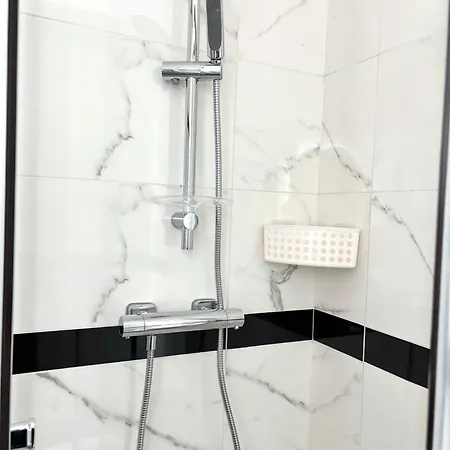 Lucas Salle De Bain Privative Alloggio in famiglia Parigi